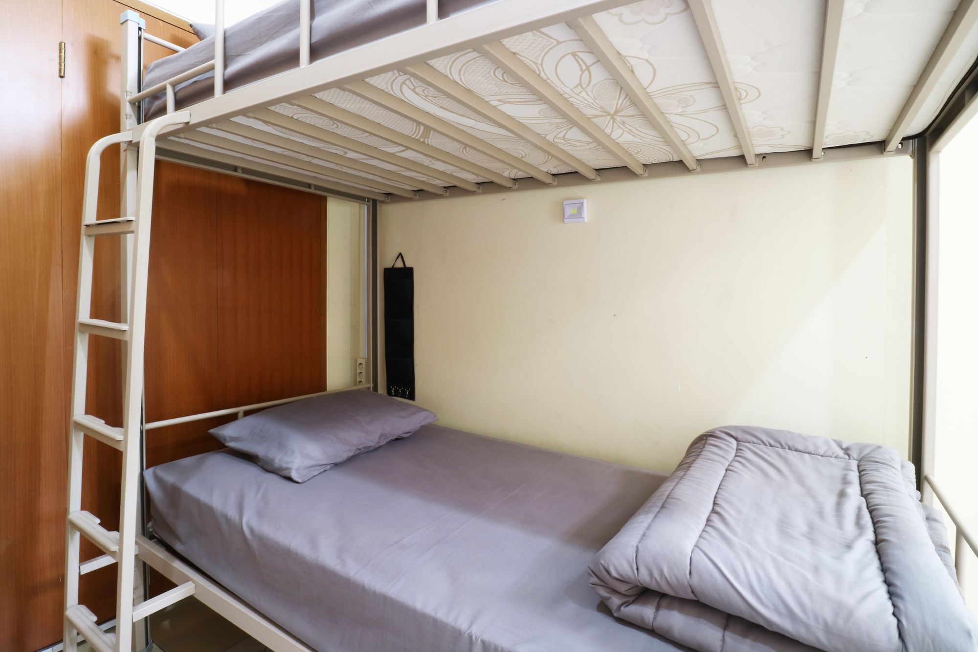 Maharani Guesthouse Tebet Syariah Джакарта Екстер'єр фото