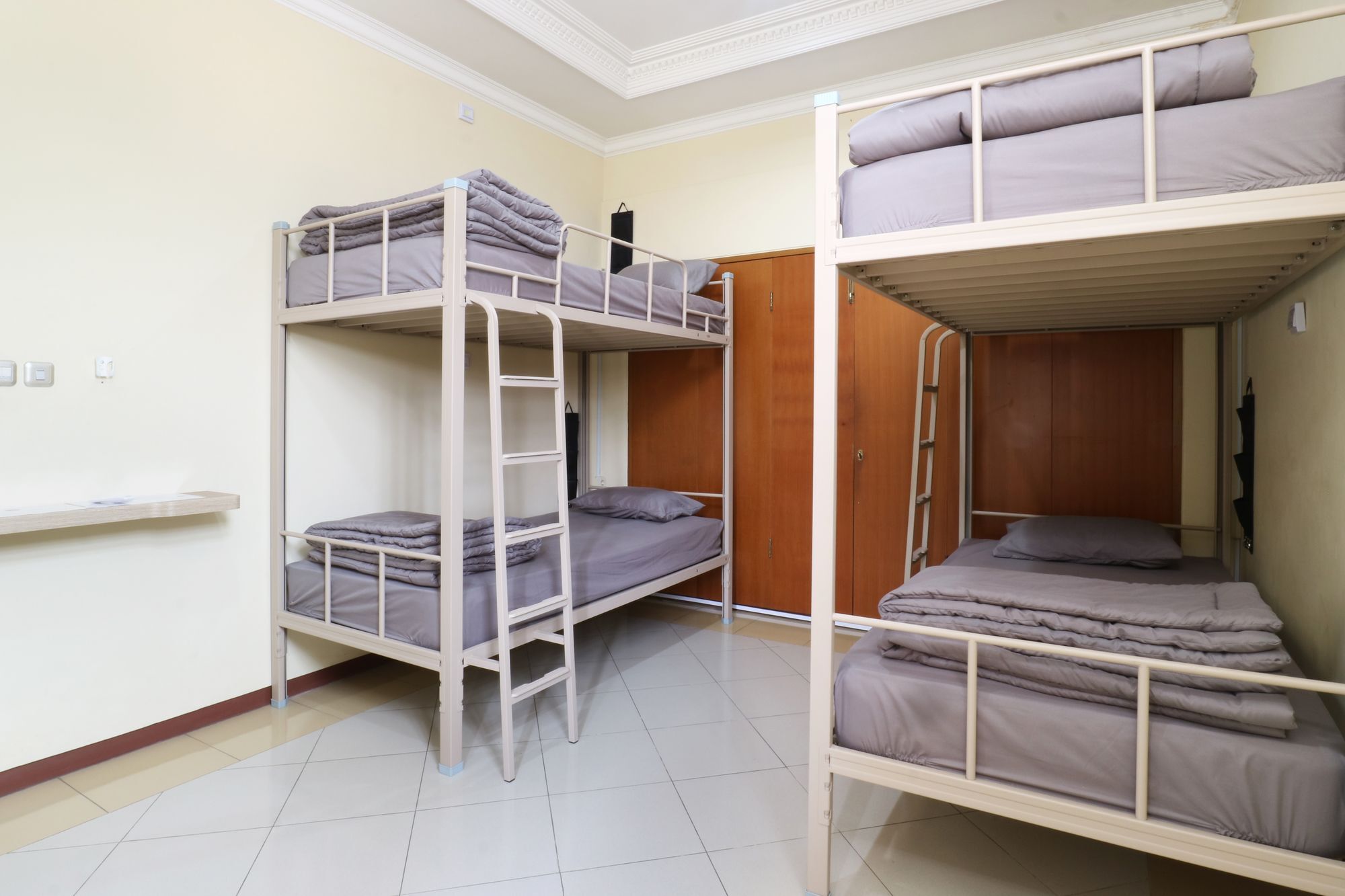 Maharani Guesthouse Tebet Syariah Джакарта Екстер'єр фото